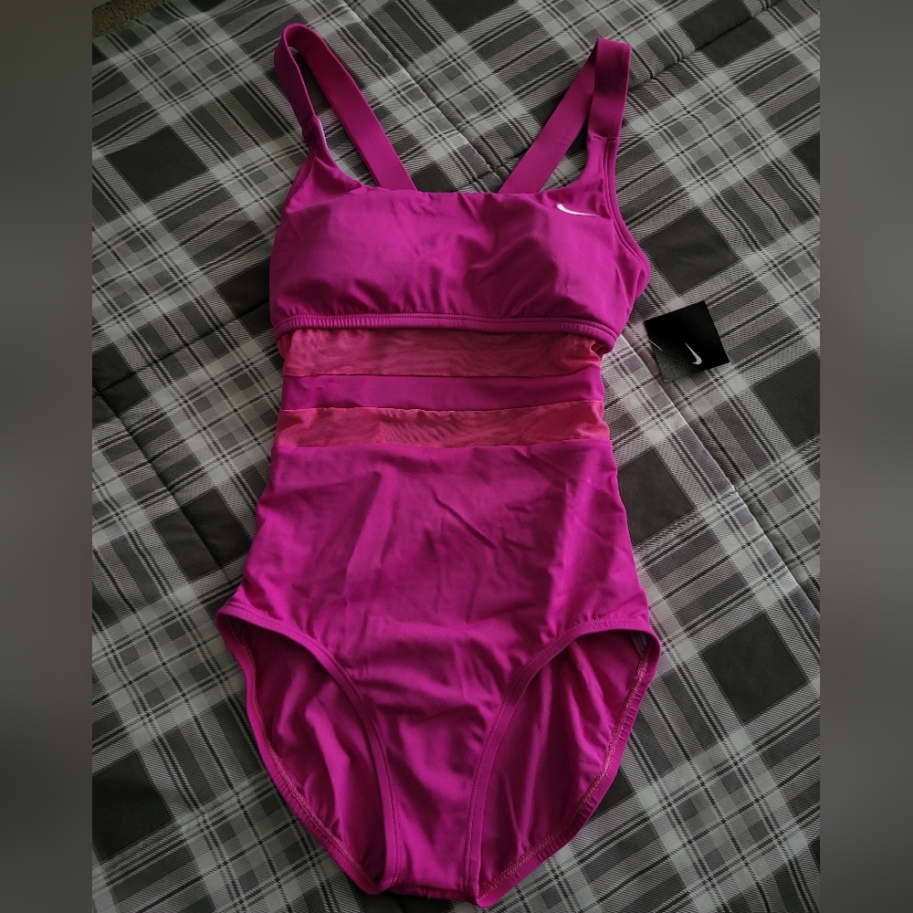 Nike One Piece Swimsuit 🩱